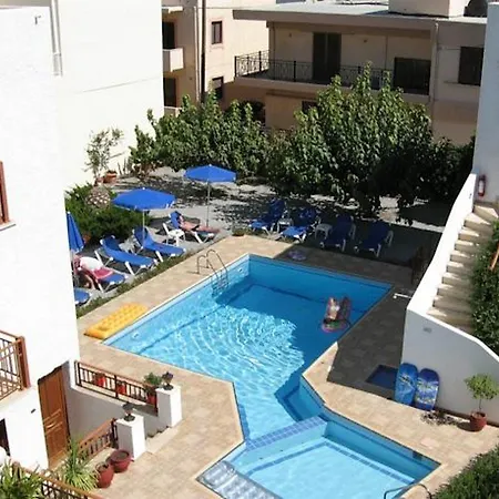 Blue Sea アパートホテル 3*